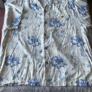 Tommy Bahama Floral Hawaiian short sleeve button down Size XXL Silk